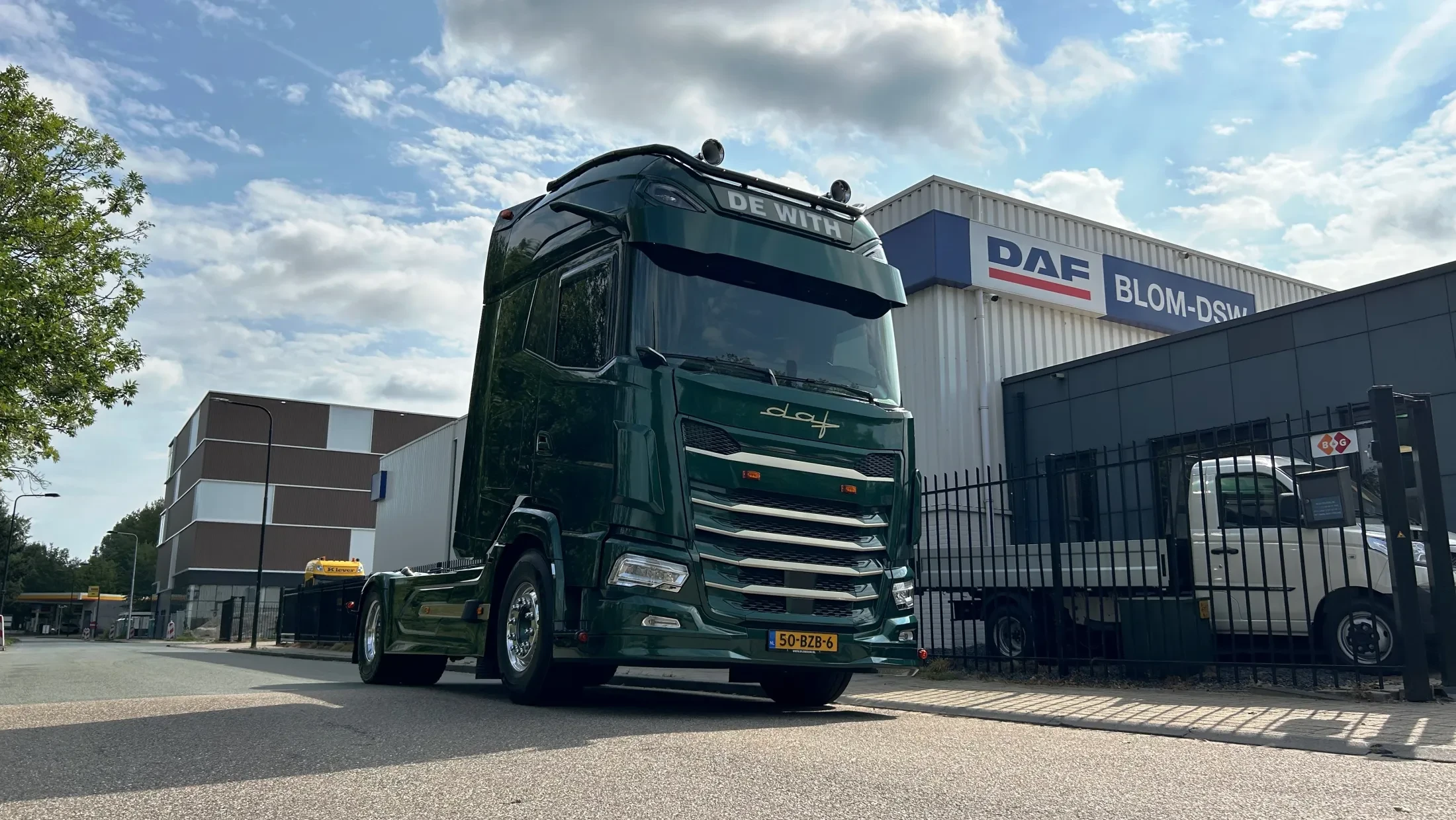 Hans de With - DAF XG+ 530 FT NGD