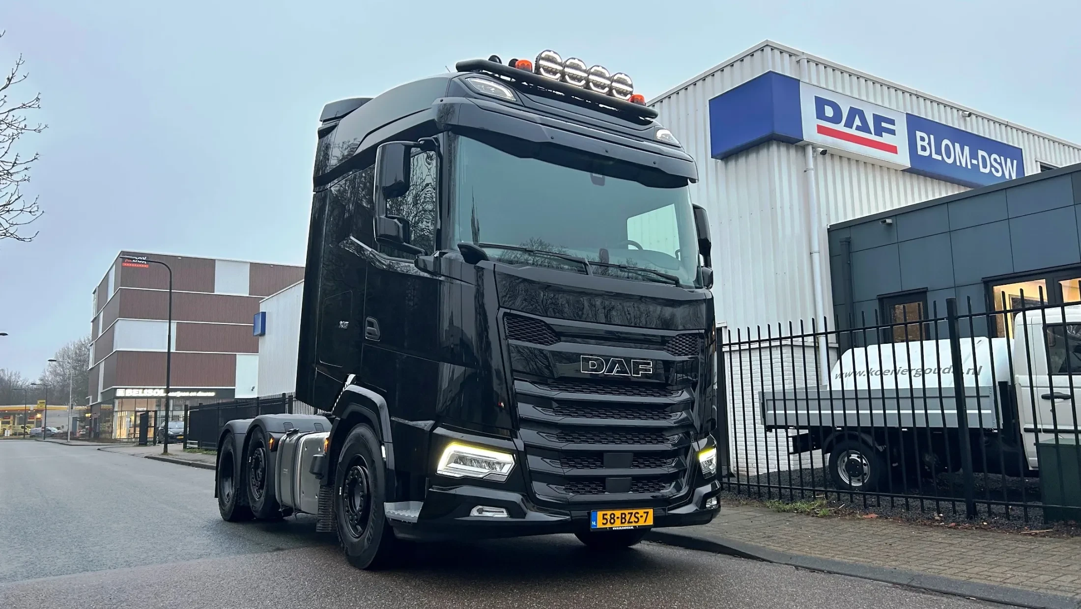 DAF XG 530 FTG NGD - Dormaar & Van Walraven