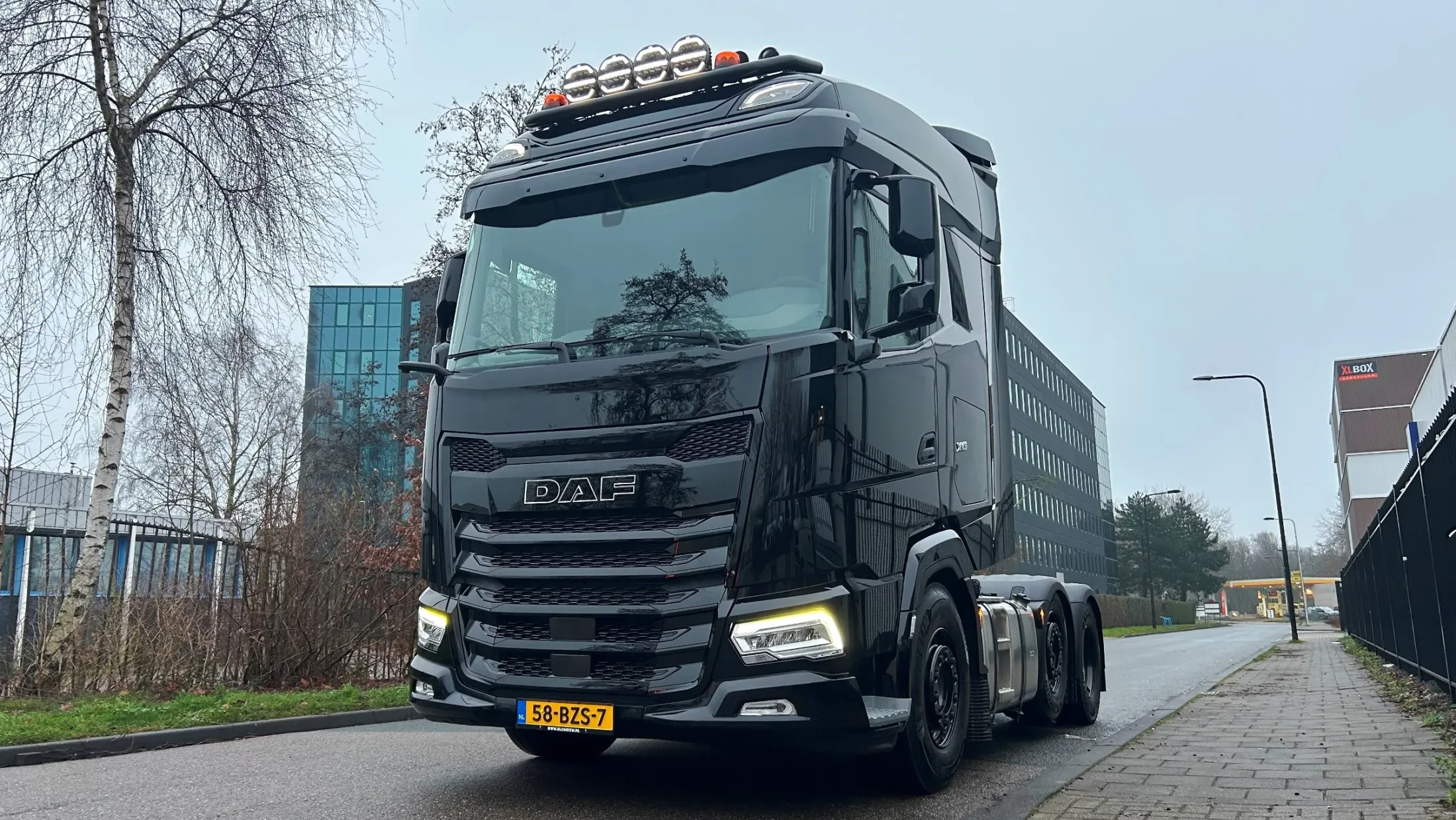 DAF XG 530 FTG NGD - Dormaar & Van Walraven