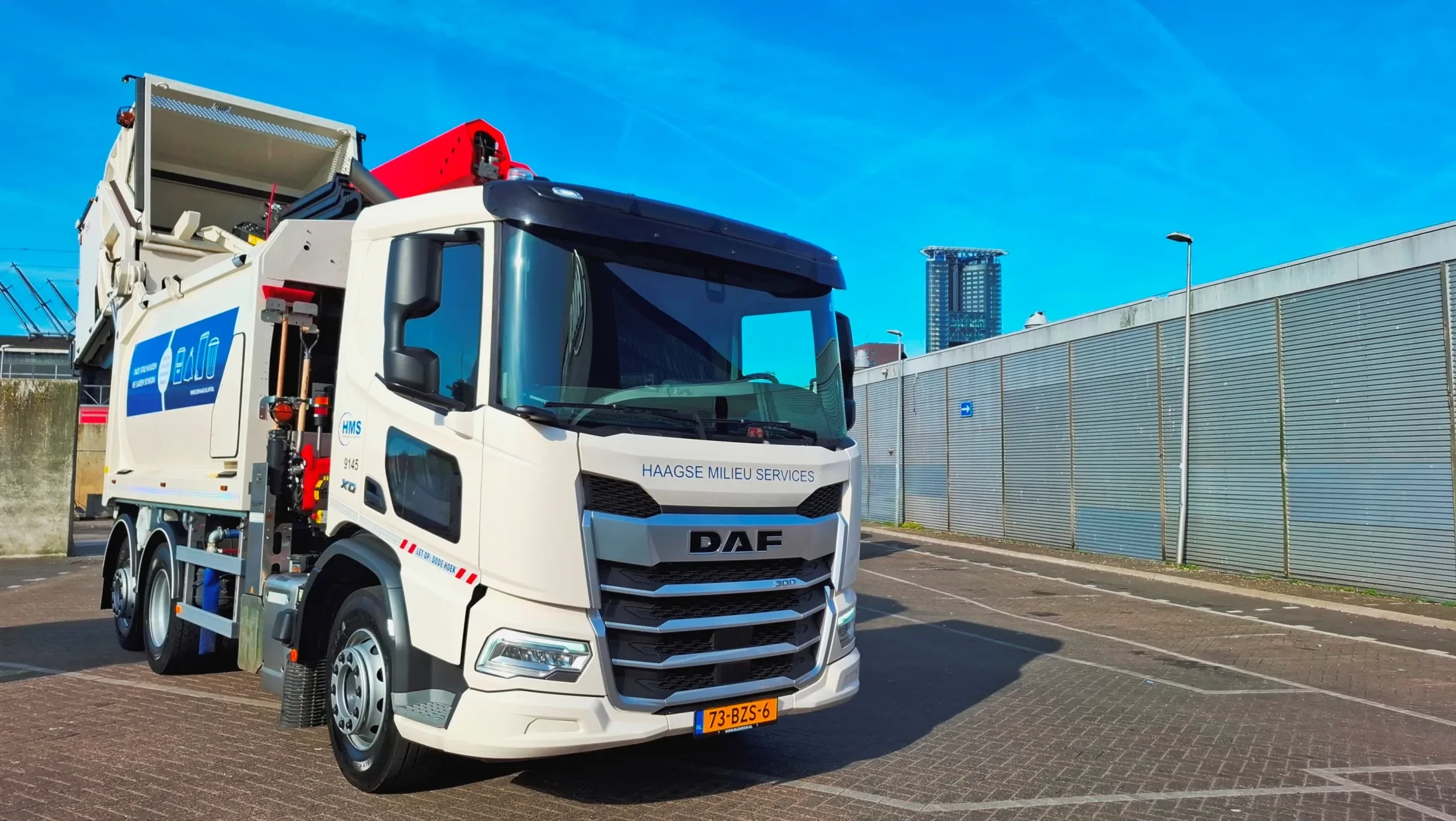 DAF XD 300 FAN DC - Haagse Milieu Services