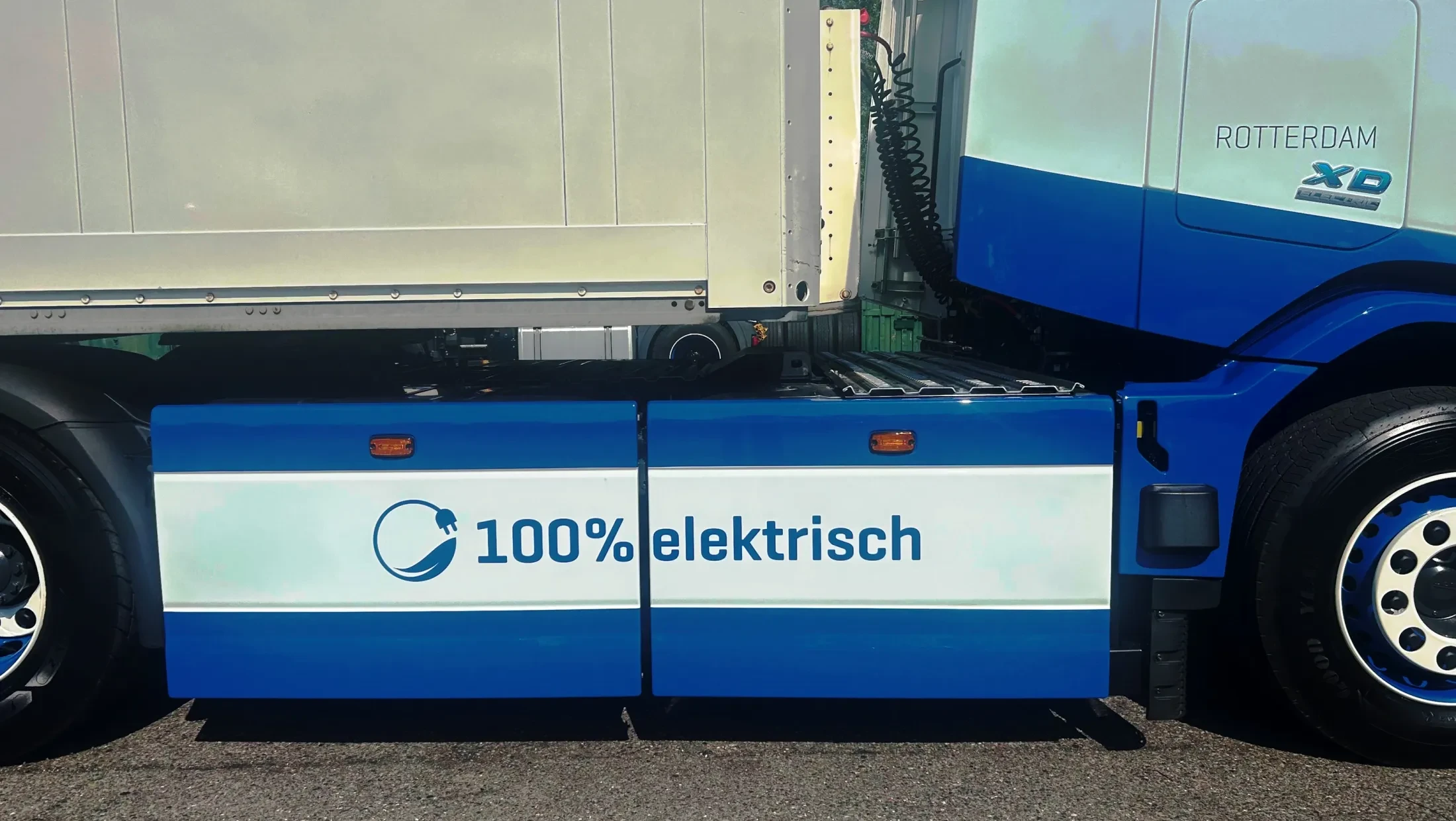 DAF XD 350E FT SHC BEV NGD - Six materieel