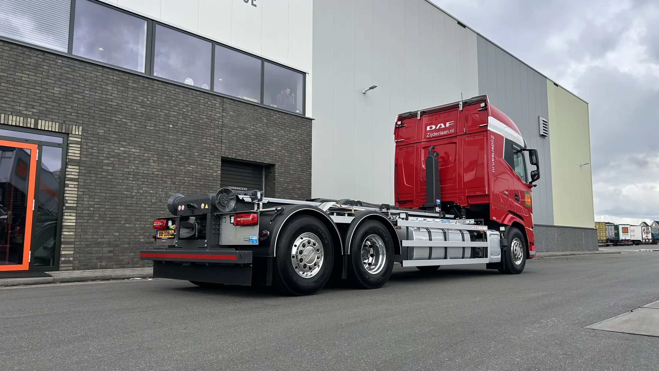 DAF XG 480 FAN Haakarm - Zijderlaan Stolwijk