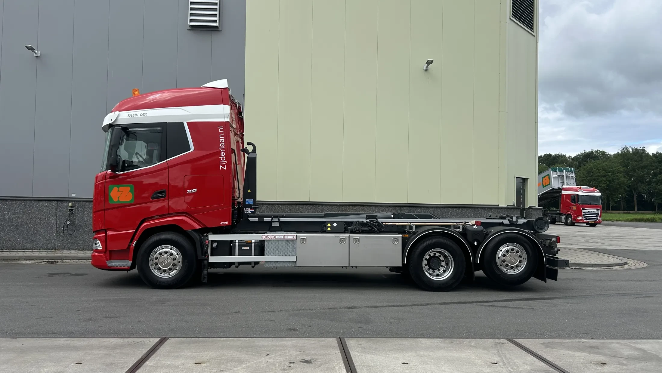 DAF XG 480 FAN Haakarm - Zijderlaan Stolwijk