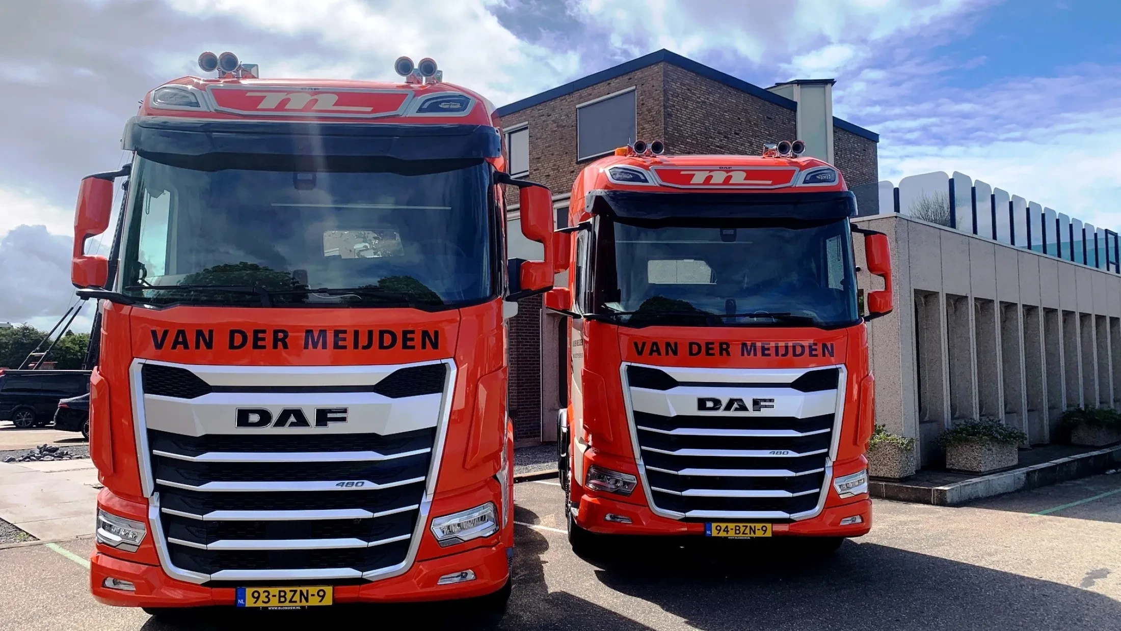 Van der Meijden Materieel - 3X XG 480 FTG Zwaar transport