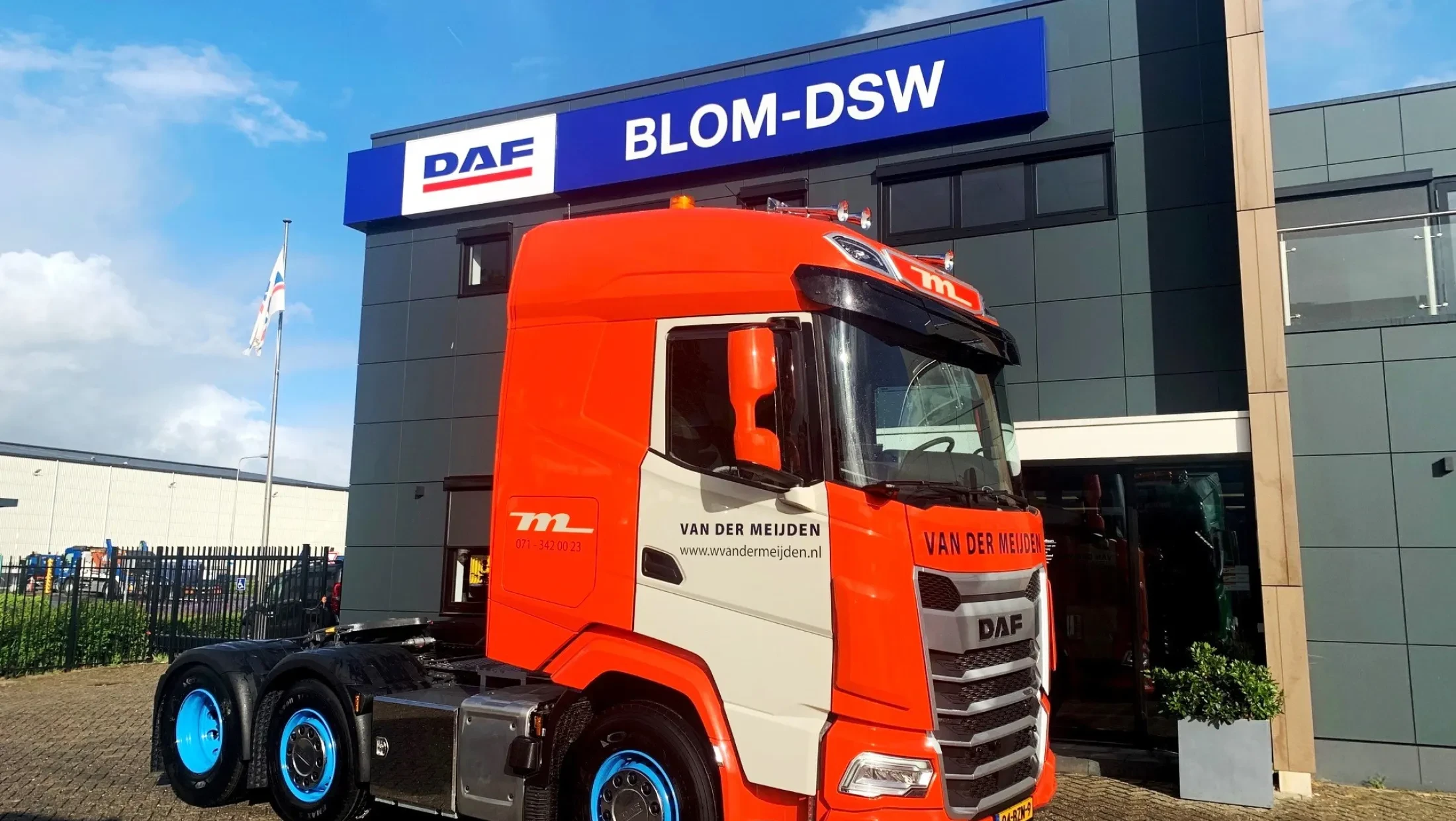 Van der Meijden Materieel - 3X XG 480 FTG Zwaar transport